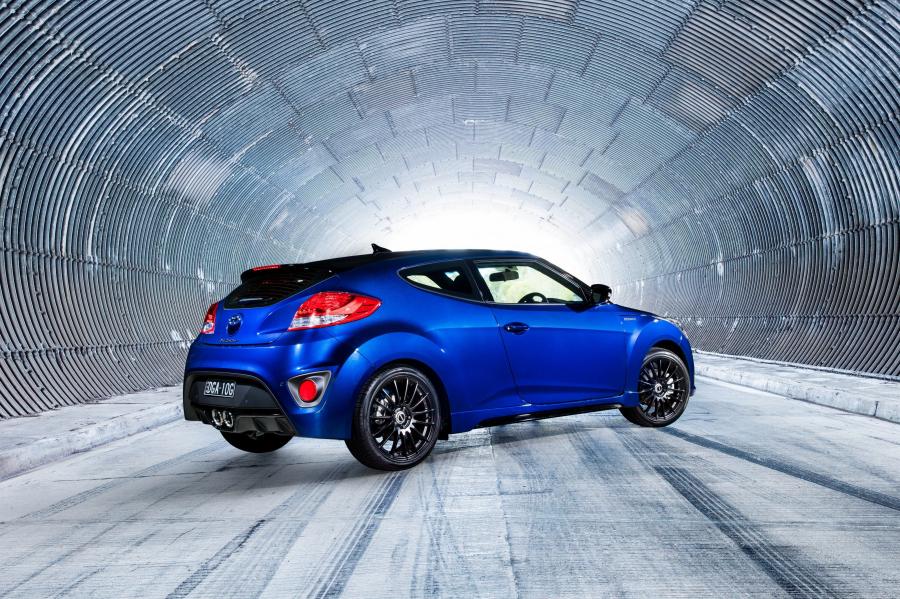  Hyundai Veloster Street Turbo 2016 года  (AU) (фото 3 из 23)